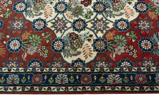 Full view of New Varamin rug from Iran / Persia, 162 × 109 cm in Red tones