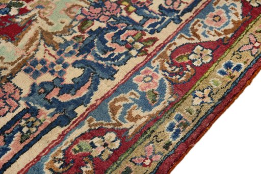 Close-up detail of 1950s Yazd rug from Iran / Persia showing Wool weave