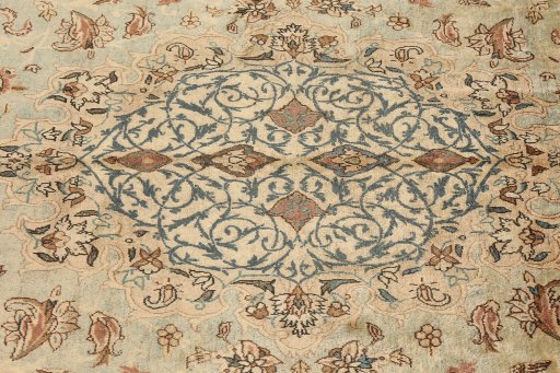 Close-up detail of 1930s Yazd rug from Iran / Persia showing Wool weave