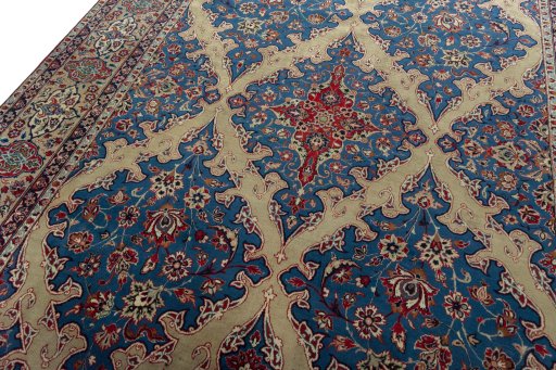 Backside of handmade 1970s Yazd rug showing knot structure and weave density