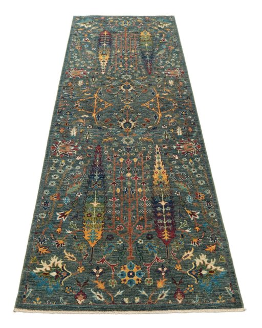Surface texture of New Haj-jalili rug with natural Wool and intricate pattern