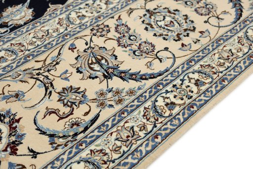 Close-up detail of New Nain 6La with Silk rug from Iran / Persia showing Wool weave