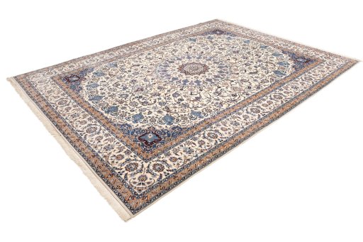 Close-up detail of 2020s Nain 6La with Silk rug from Iran / Persia showing Wool weave