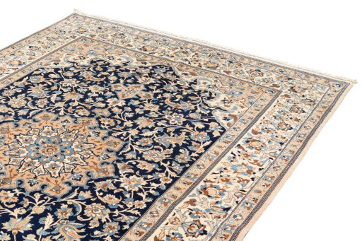 Surface texture of 2019s Nain 6La with Silk rug with natural Wool and intricate pattern