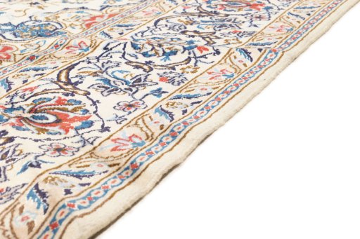 Close-up detail of 2020s Nain 6La with Silk rug from Iran / Persia showing Wool weave