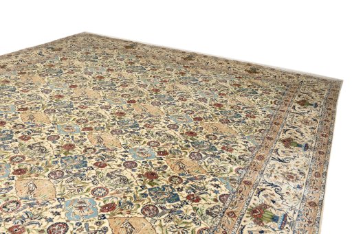 Backside of handmade New Nain 6La with Silk rug showing knot structure and weave density