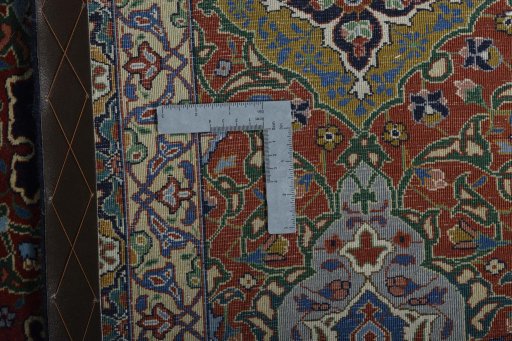 Central medallion detail of 1970s Tabriz 50/60/70 Raj rug from Iran / Persia