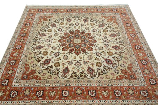 Surface texture of New Tabriz 50/60/70 Raj rug with natural Cork and intricate pattern