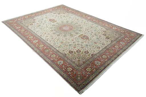 Close-up detail of New Tabriz 50/60/70 Raj rug from Iran / Persia showing Cork weave
