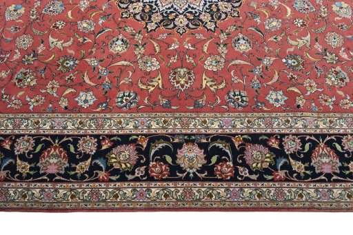Corner detail of New Tabriz 50/60/70 Raj rug showing border pattern and Cork pile