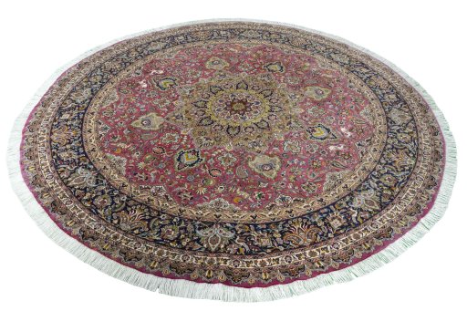 Corner detail of New Tabriz 50/60/70 Raj rug showing border pattern and Cork pile