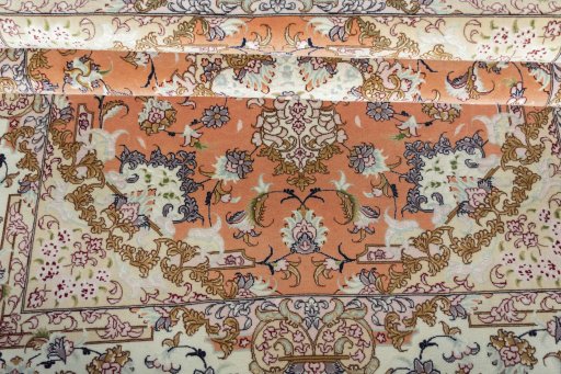 Close-up detail of New Tabriz 50/60/70 Raj rug from Iran / Persia showing Cork weave