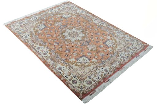Close-up detail of New Tabriz 50/60/70 Raj rug from Iran / Persia showing Cork weave