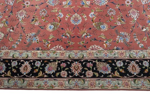 Corner detail of New Tabriz 50/60/70 Raj rug showing border pattern and Cork pile