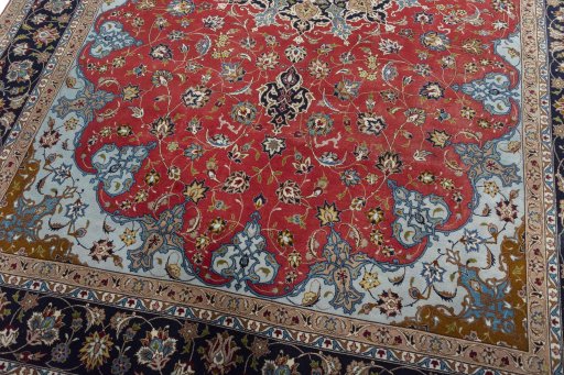 Close-up detail of New Tabriz 50/60/70 Raj rug from Iran / Persia showing Cork weave