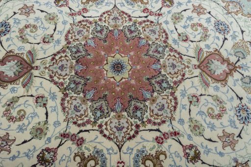 Central medallion detail of New Tabriz 50/60/70 Raj rug from Iran / Persia
