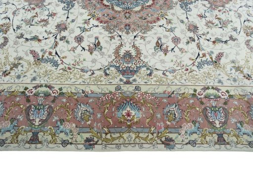 Corner detail of New Tabriz 50/60/70 Raj rug showing border pattern and Cork pile