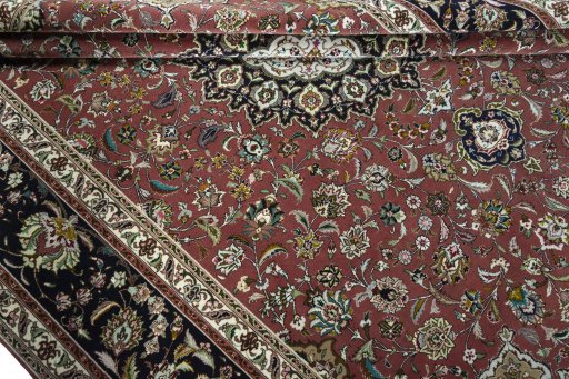 Close-up detail of 2000s Tabriz 50/60/70 Raj rug from Iran / Persia showing Cork weave