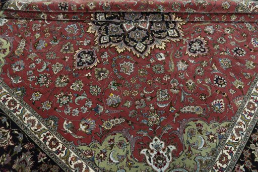 Close-up detail of 2000s Tabriz 50/60/70 Raj rug from Iran / Persia showing Cork weave