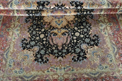 Close-up detail of 2000s Tabriz 50/60/70 Raj rug from Iran / Persia showing Cork weave
