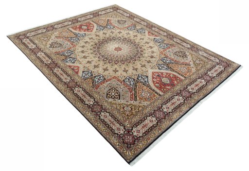 Close-up detail of New Tabriz 50/60/70 Raj rug from Iran / Persia showing Cork weave