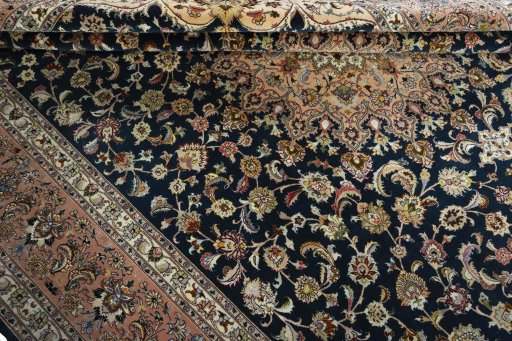 Close-up detail of New Tabriz 50/60/70 Raj rug from Iran / Persia showing Cork weave