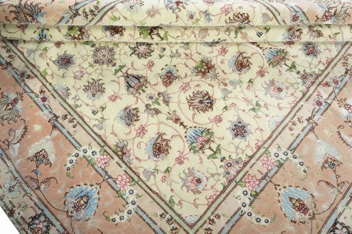 Close-up detail of 2000s Tabriz 50/60/70 Raj rug from Iran / Persia showing Cork weave