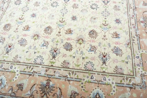 Close-up detail of 2000s Tabriz 50/60/70 Raj rug from Iran / Persia showing Cork weave