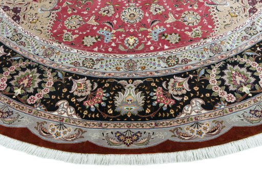 Close-up detail of New Tabriz 50/60/70 Raj rug from Iran / Persia showing Cork weave