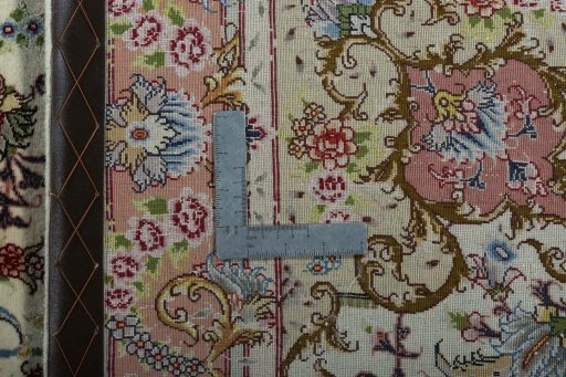 Central medallion detail of New Tabriz 50/60/70 Raj rug from Iran / Persia