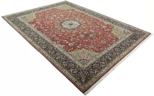 Close-up detail of 2000s Tabriz 50/60/70 Raj rug from Iran / Persia showing Cork weave