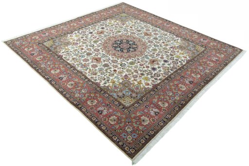 Close-up detail of 2000s Tabriz 50/60/70 Raj rug from Iran / Persia showing Cork weave