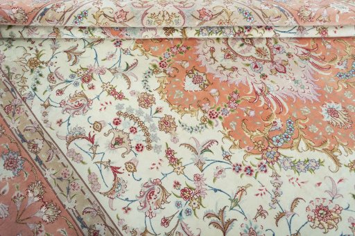Close-up detail of 2000s Tabriz 50/60/70 Raj rug from Iran / Persia showing Cork weave