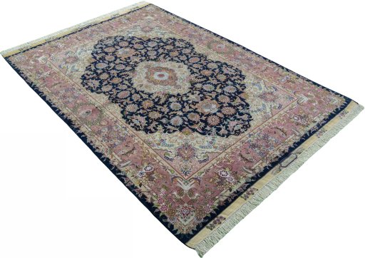 Close-up detail of New Tabriz 50/60/70 Raj rug from Iran / Persia showing Cork weave