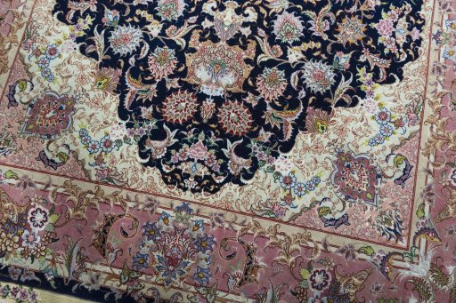 Close-up detail of New Tabriz 50/60/70 Raj rug from Iran / Persia showing Cork weave