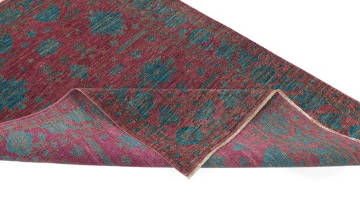 Central medallion detail of New Farahan rug from Pakistan