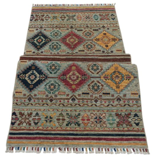 Central medallion detail of New Samarkand rug from Pakistan