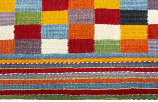 Central medallion detail of New Kilim Sofre rug from Turkey
