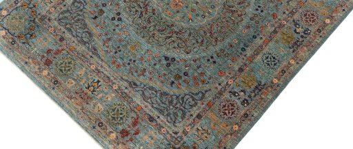 Backside of handmade New Haj-jalili rug showing knot structure and weave density