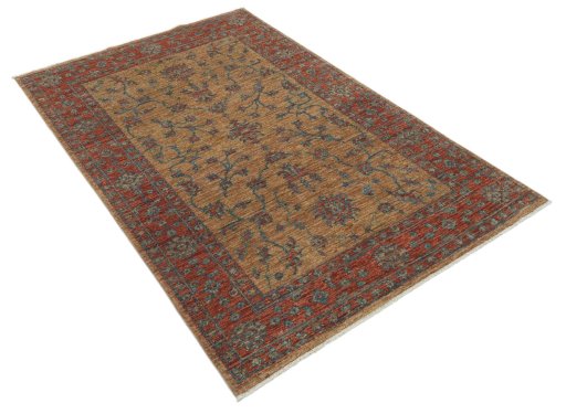 Corner detail of New Farahan rug showing border pattern and Wool pile