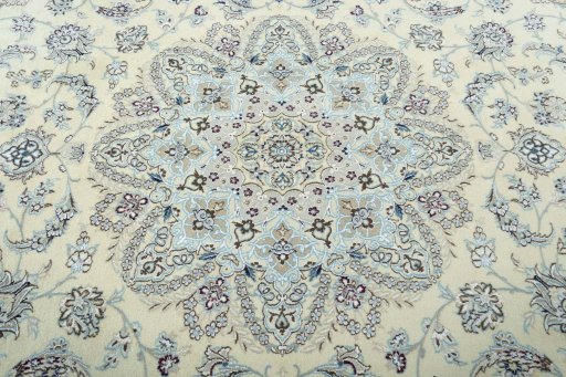 Central medallion detail of 2000s Nain rug from Iran / Persia