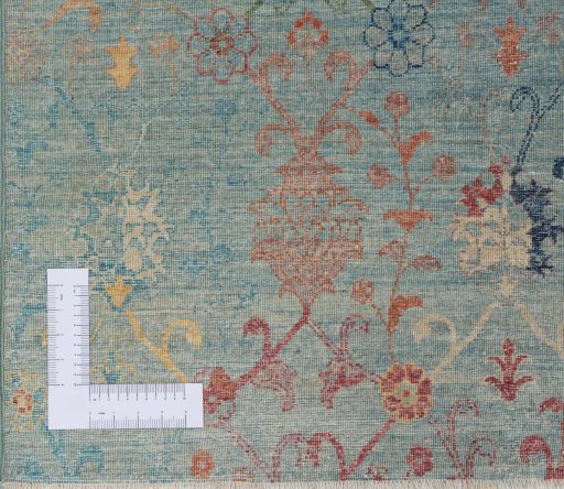 Corner detail of New Haj-jalili rug showing border pattern and Wool pile