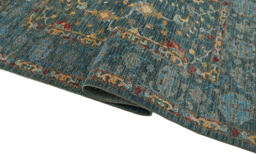 Close-up detail of New Farahan rug from Pakistan showing Wool weave