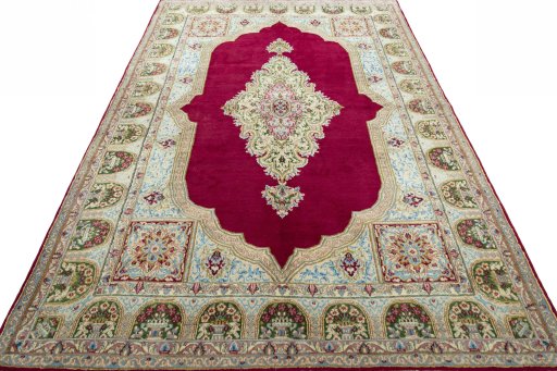 Surface texture of 1970s Kerman rug with natural Wool and intricate pattern