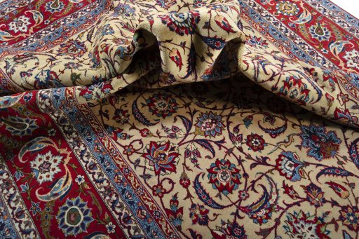Surface texture of 1970s Kashan rug with natural Wool and intricate pattern