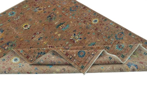 Central medallion detail of New Farahan rug from Pakistan