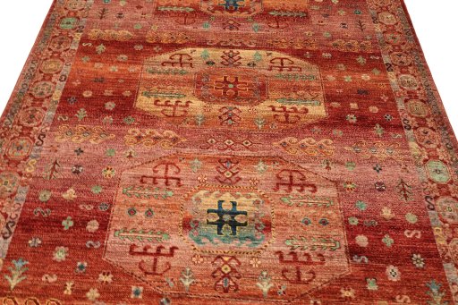 Central medallion detail of New Persian Gabbeh rug from Pakistan