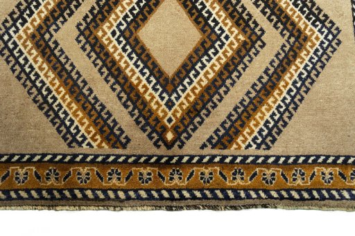 Central medallion detail of 2000s Persian Gabbeh rug from Iran / Persia