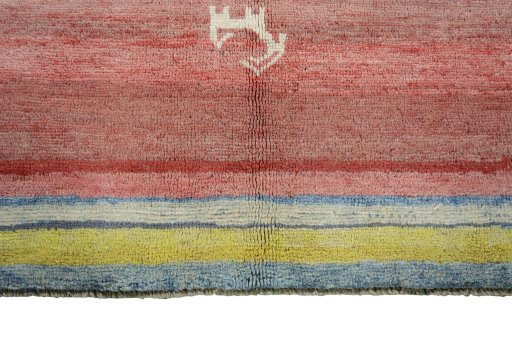 Central medallion detail of 2000s Persian Gabbeh rug from Iran / Persia