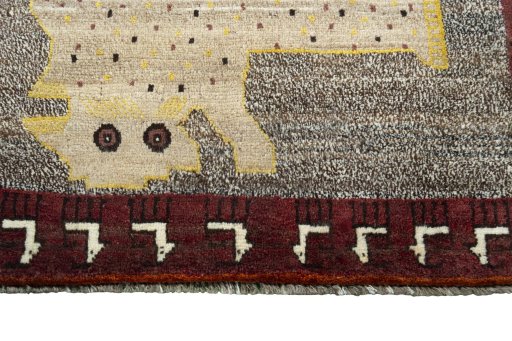 Central medallion detail of 2000s Persian Gabbeh rug from Iran / Persia